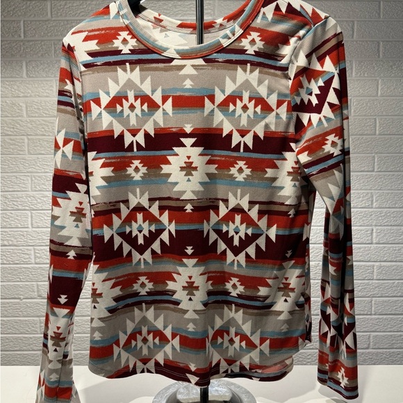 No Boundaries Red Graphic Sweatshirt - Picture 1 of 3